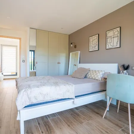 Prestige Yourhosthelper Nîmes